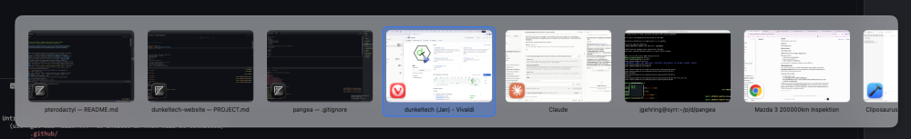 Das Overlay des Umschalters — Live-Vorschau aller offenen Fenster (nicht nur Apps); das zuletzt benutzte Fenster ist vorausgewählt.